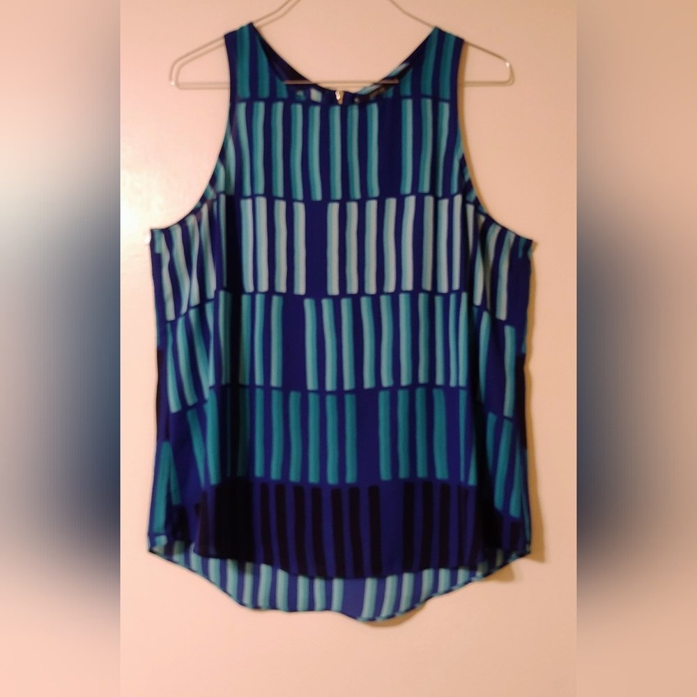 Women’s Apt 9 Blue Striped Sleeveless Blouse L